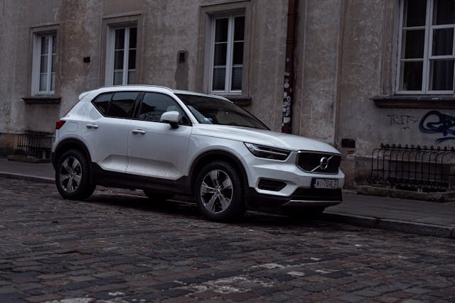 Kokybė prieš kainą: ar verta investuoti į brangesnes „Volvo“ dalis?