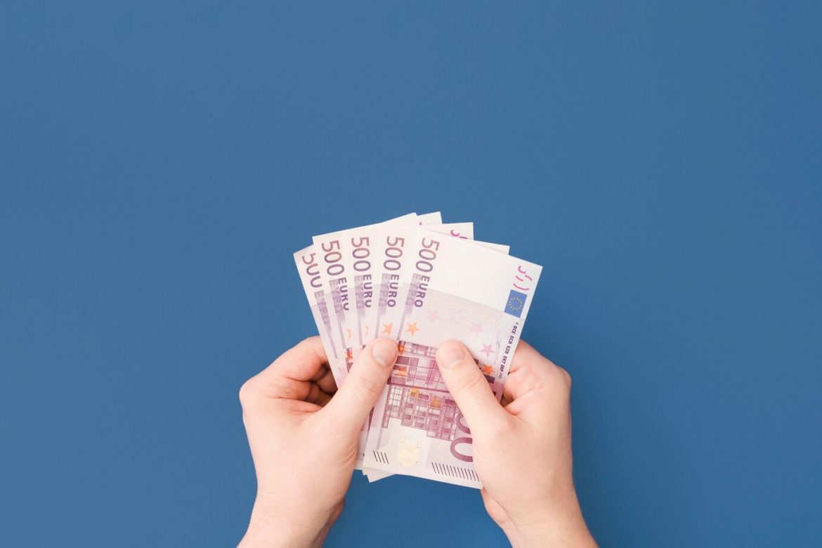 Ar imti paskolą kiek galima, ar kiek reikia: klausimas, lemiantis finansinę ramybę